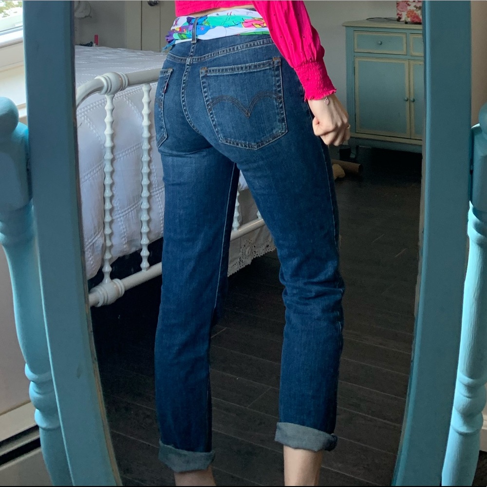 Levi’s boyfriend jeans